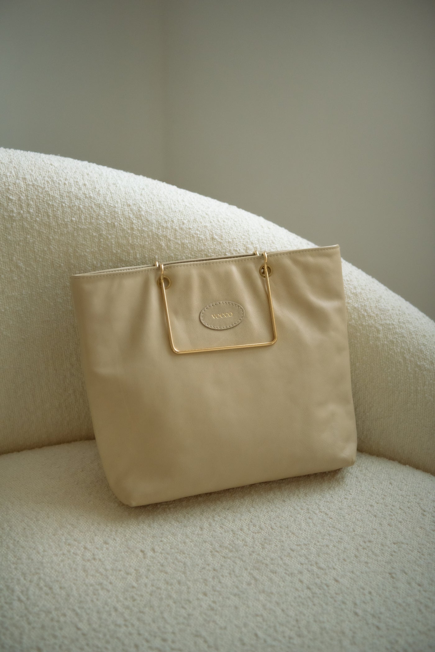 <tc>Bolso Vocco Lino con Asas Oro Latte Machiatto</tc>